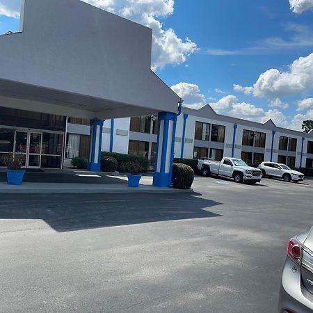 Rodeway Inn Stone Mountain Тъкър Екстериор снимка