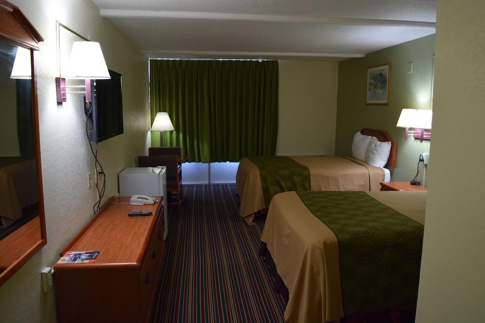 Rodeway Inn Stone Mountain Тъкър Екстериор снимка