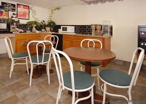 Rodeway Inn Stone Mountain Тъкър Екстериор снимка